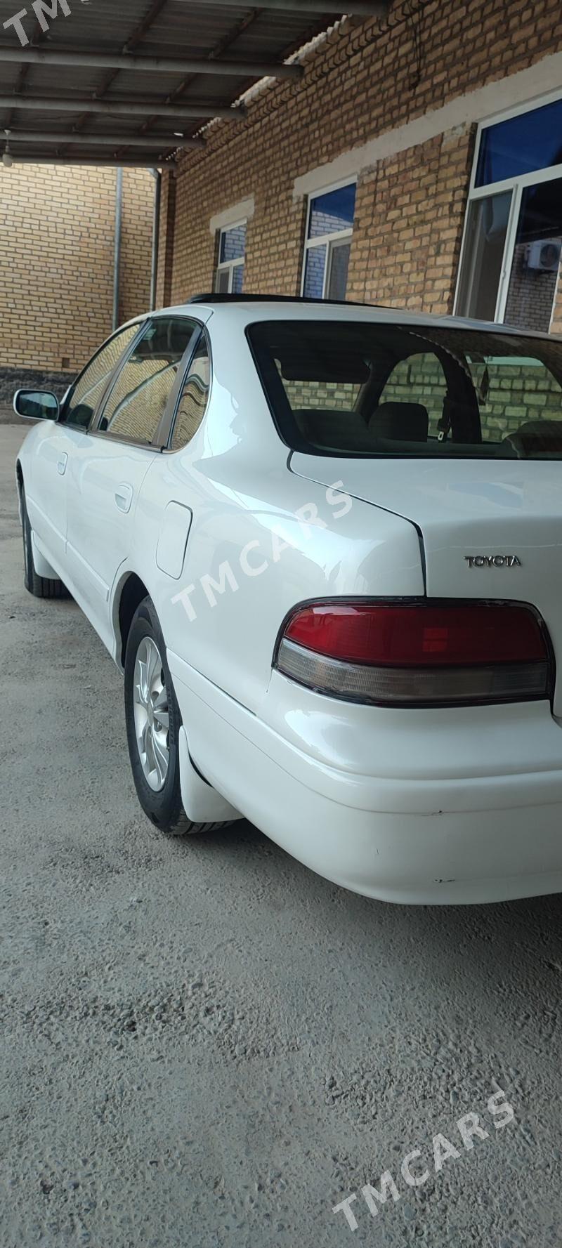 Toyota Avalon 1997 - 110 000 TMT - Мары - img 6