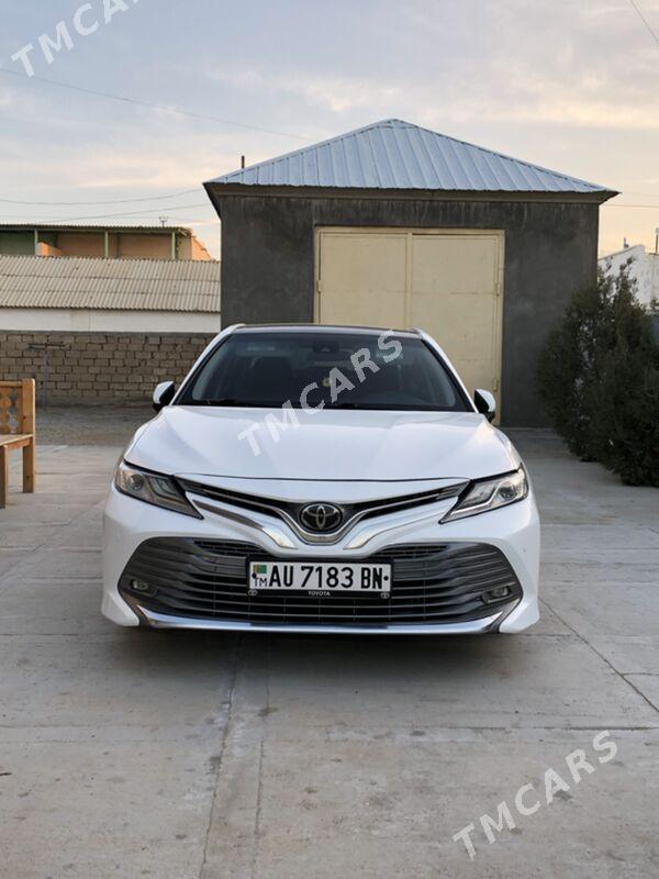 Toyota Camry 2018 - 325 000 TMT - Balkanabat - img 2