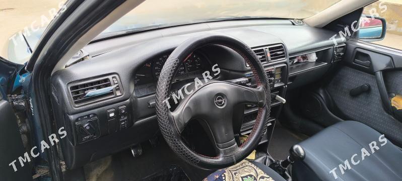 Opel Vectra 1994 - 30 000 TMT - Türkmenbaşy - img 3