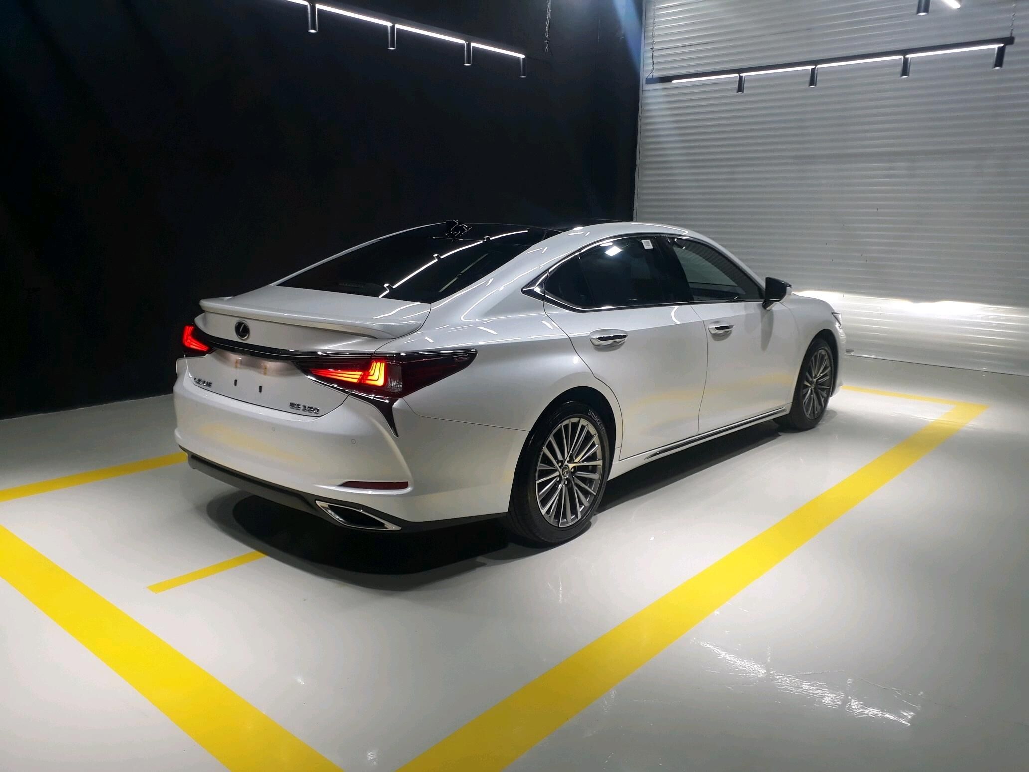 Lexus ES 350 2023 - 955 000 TMT - Aşgabat - img 3