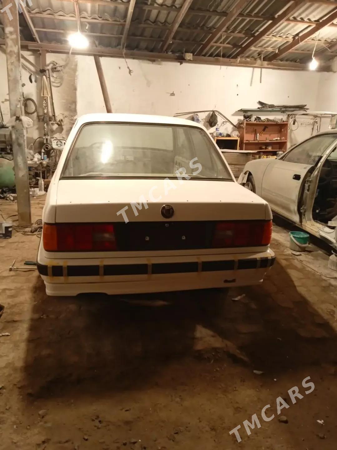 BMW 3 Series 1990 - 60 000 TMT - Mary - img 5