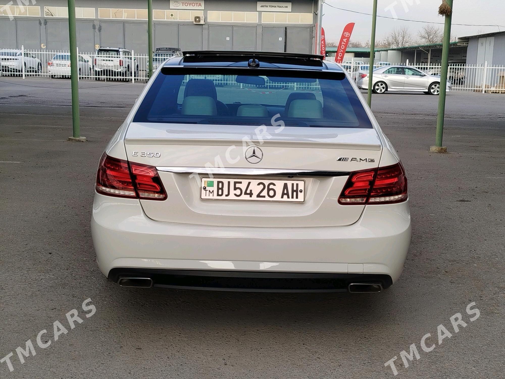 Mercedes-Benz E350 2011 - 270 000 TMT - Podwoýski köç. (Bitarap Türkmenistan şaýoly) - img 4