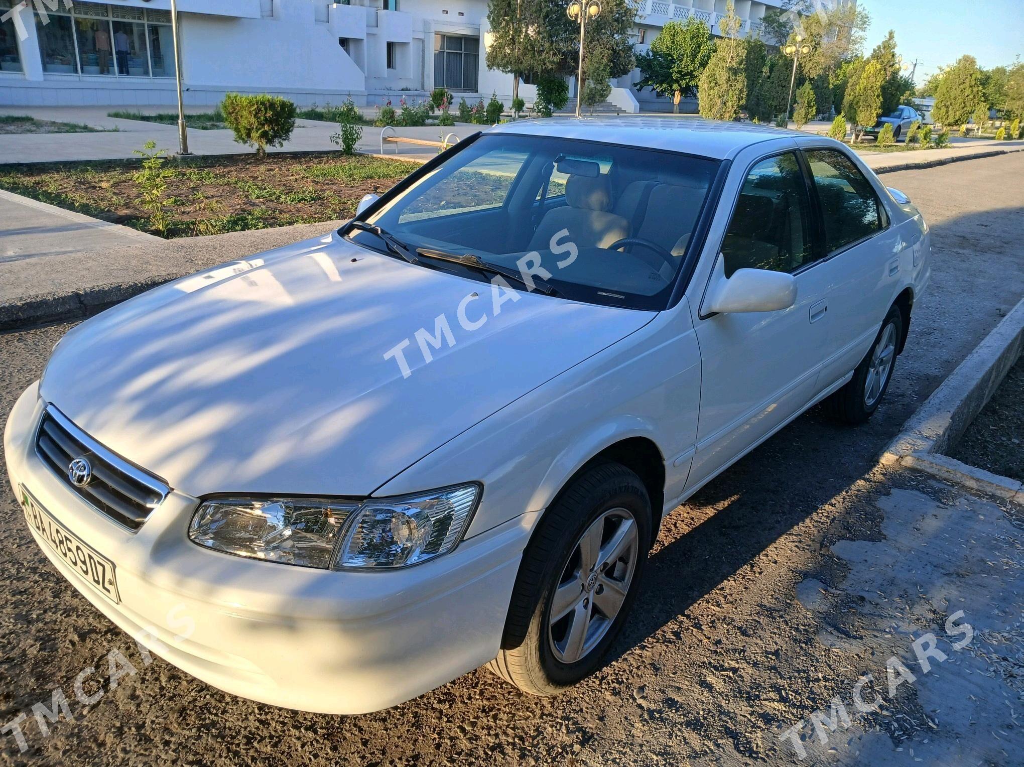 Toyota Camry 1999 - 110 000 TMT - Гурбансолтан Едже - img 2