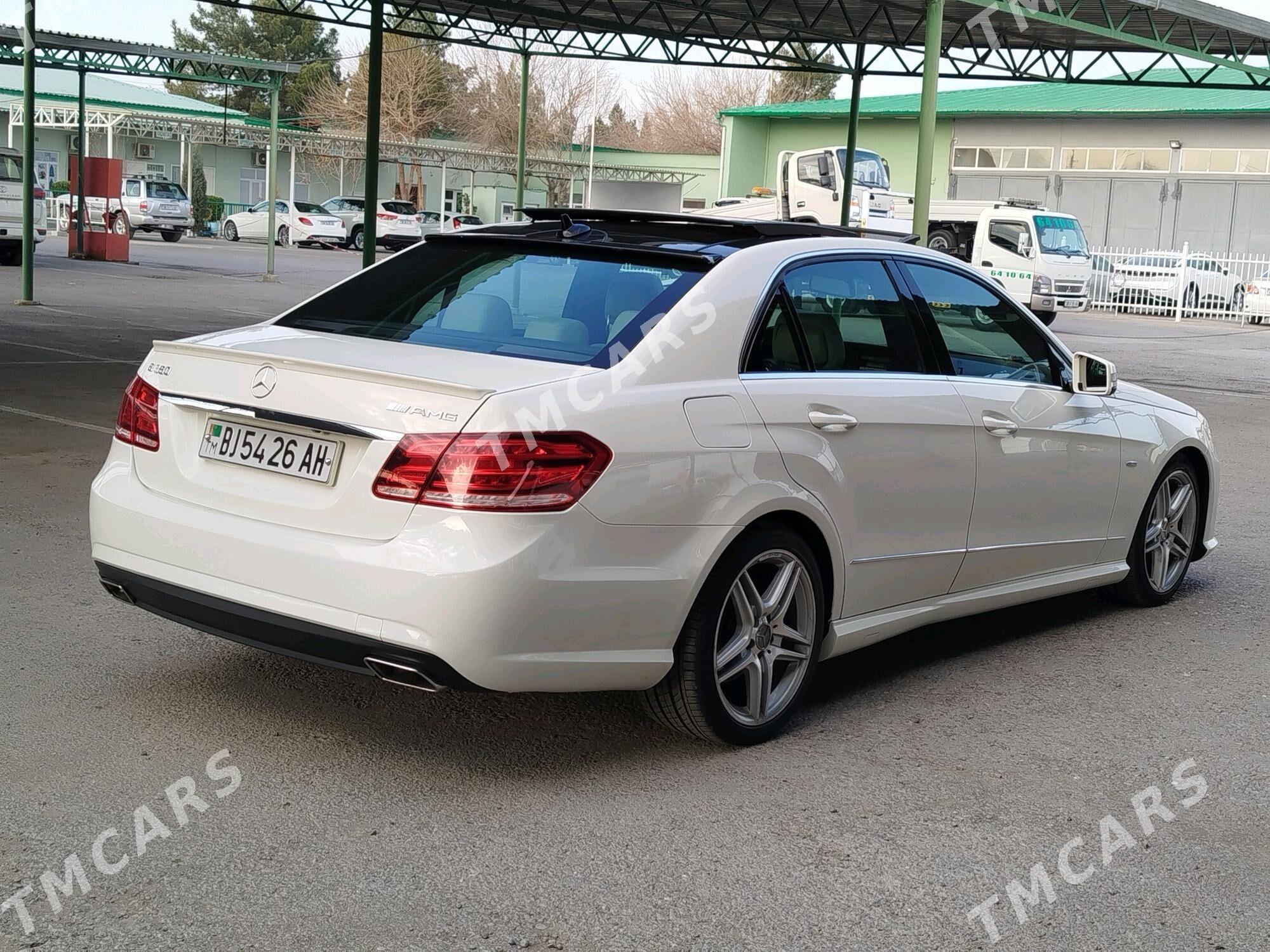 Mercedes-Benz E350 2011 - 270 000 TMT - Podwoýski köç. (Bitarap Türkmenistan şaýoly) - img 5