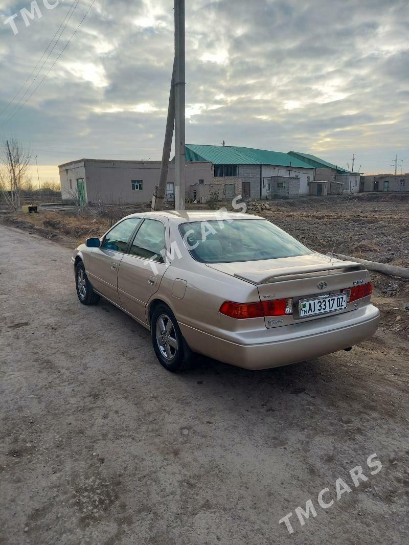 Toyota Camry 2000 - 130 000 TMT - Кёнеургенч - img 4