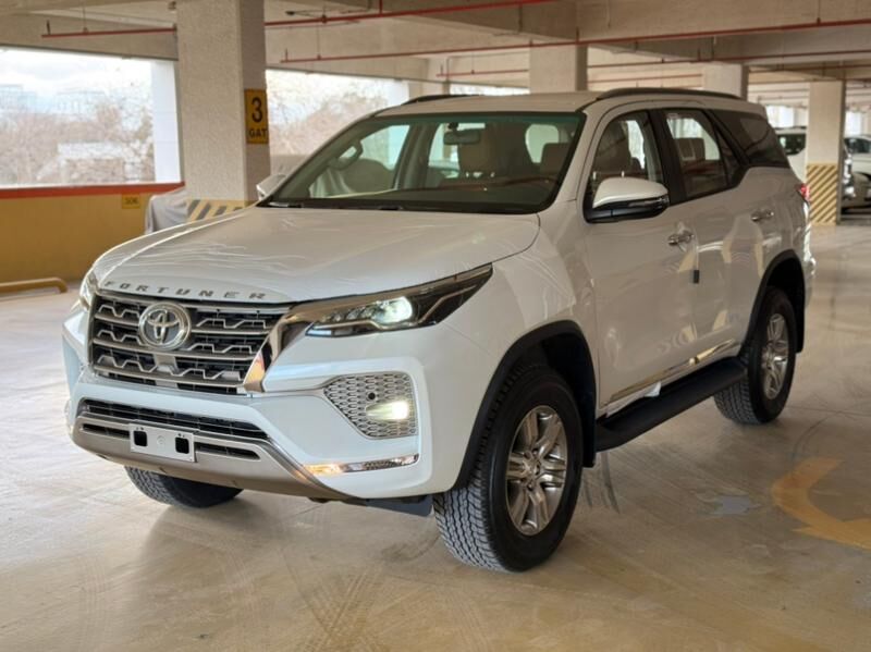 Toyota Fortuner 2024 - 640 000 TMT - Ашхабад - img 3