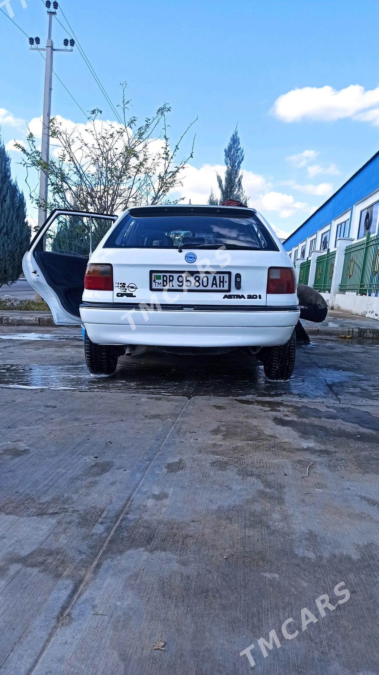 Opel Astra 1993 - 33 000 TMT - Теджен - img 5