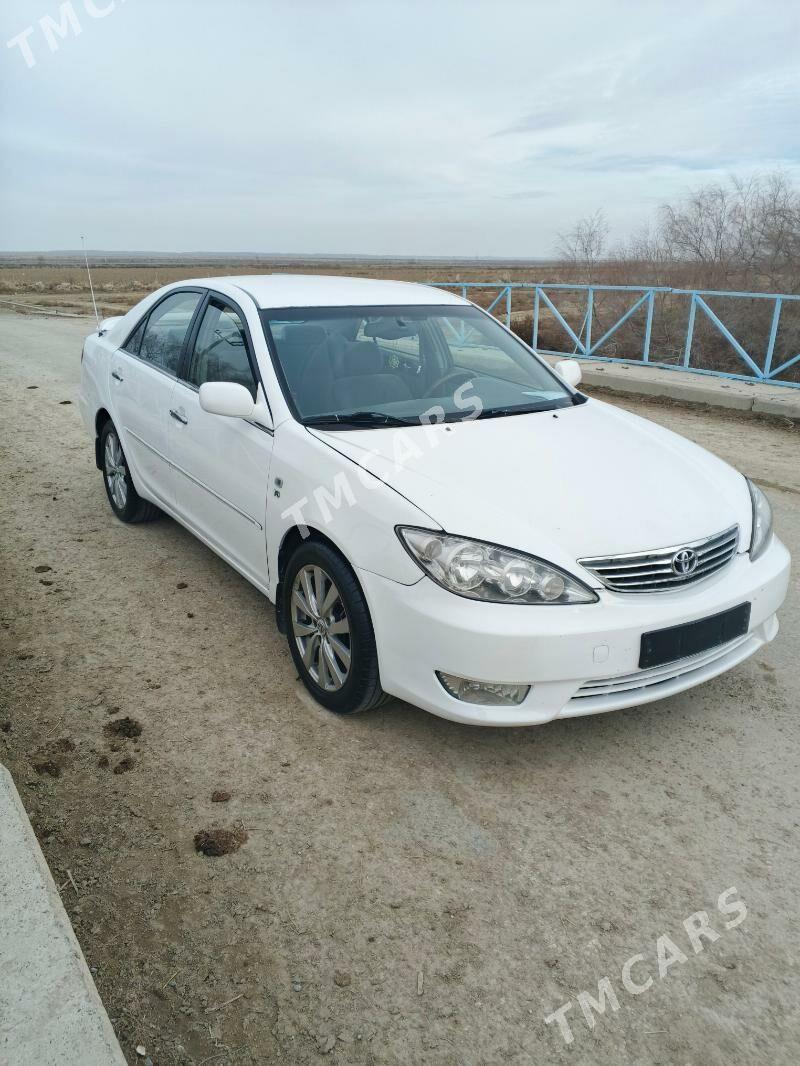 Toyota Camry 2005 - 143 000 TMT - Gyzylarbat - img 3