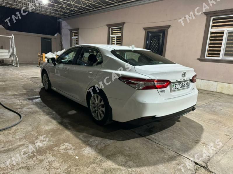 Toyota Camry 2019 - 260 000 TMT - Baýramaly - img 3