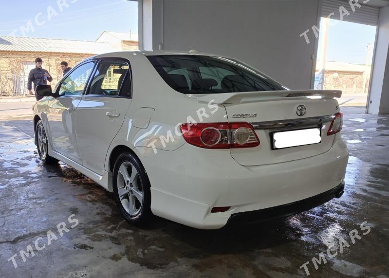 Toyota Corolla 2013 - 158 000 TMT - Туркменабат - img 3