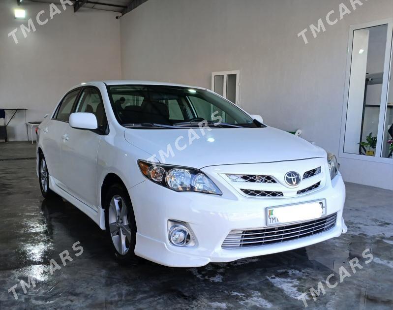 Toyota Corolla 2013 - 158 000 TMT - Туркменабат - img 2