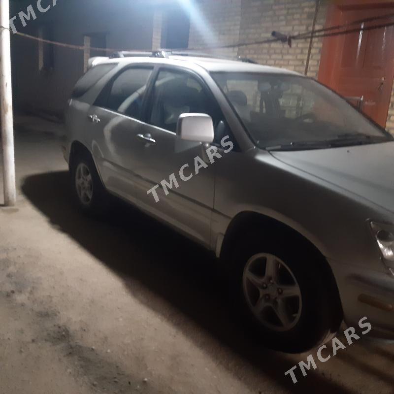 Lexus RX 300 1999 - 130 000 TMT - Саят - img 2