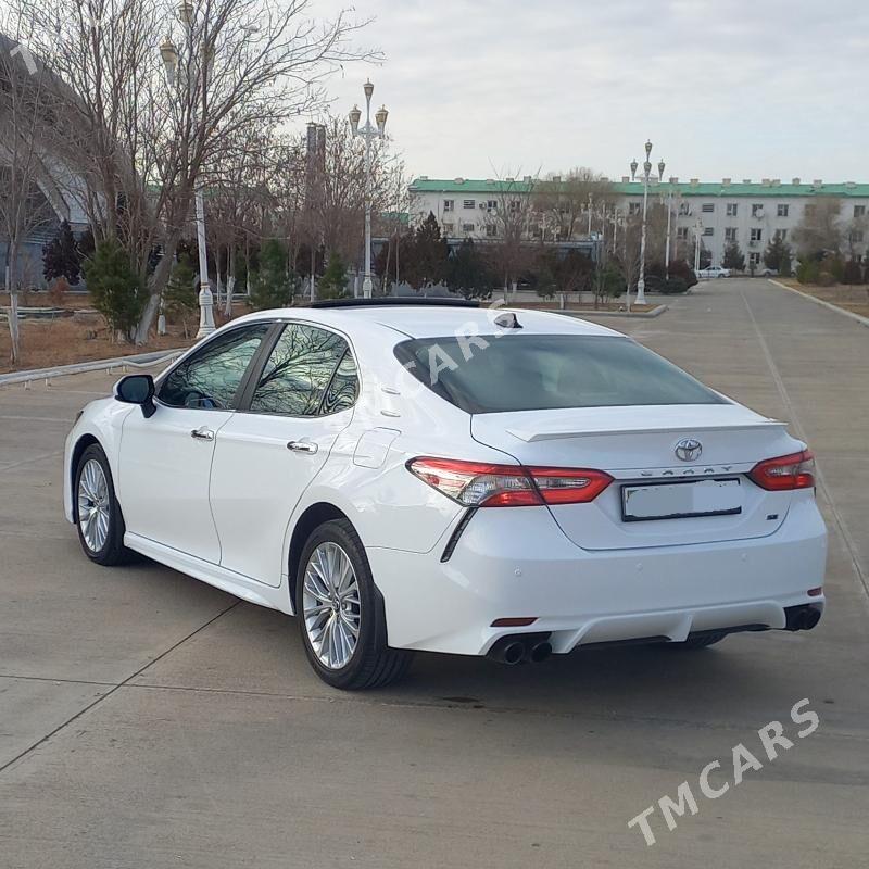 Toyota Camry 2018 - 330 000 TMT - Balkanabat - img 3