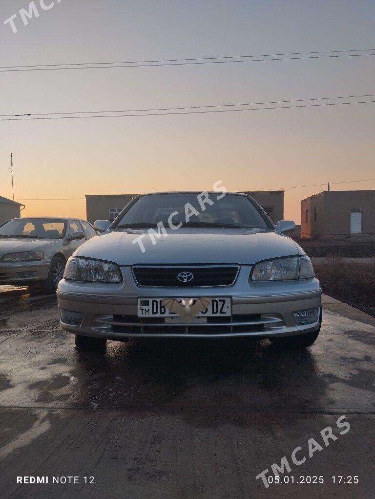 Toyota Camry 1999 - 114 000 TMT - Дашогуз - img 2