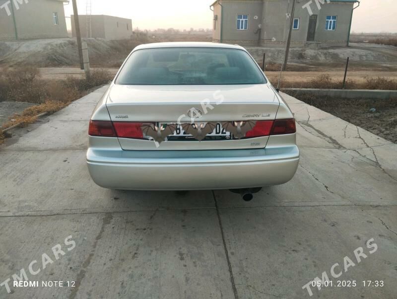 Toyota Camry 1999 - 114 000 TMT - Дашогуз - img 3