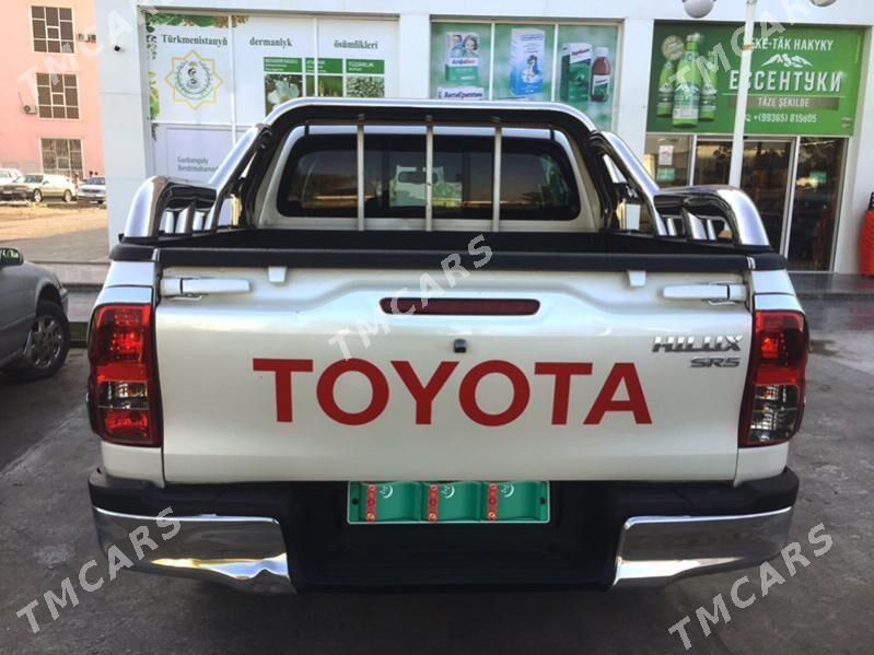 Toyota Hilux 2016 - 450 000 TMT - Мары - img 3