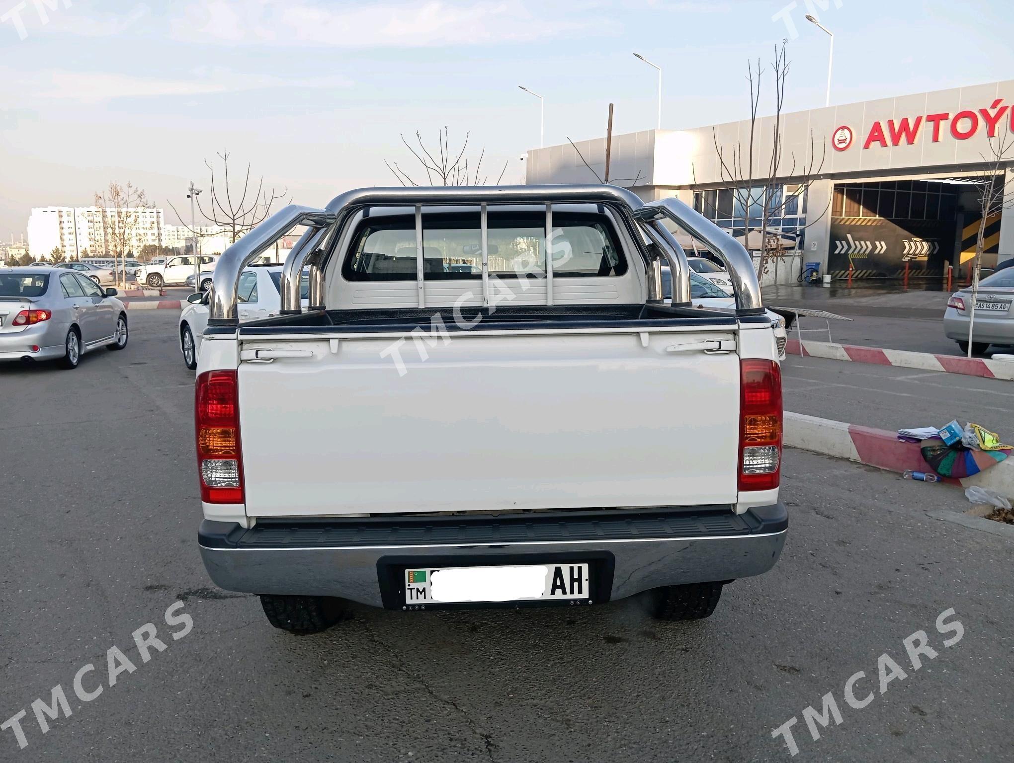 Toyota Hilux 2008 - 260 000 TMT - Aşgabat - img 3