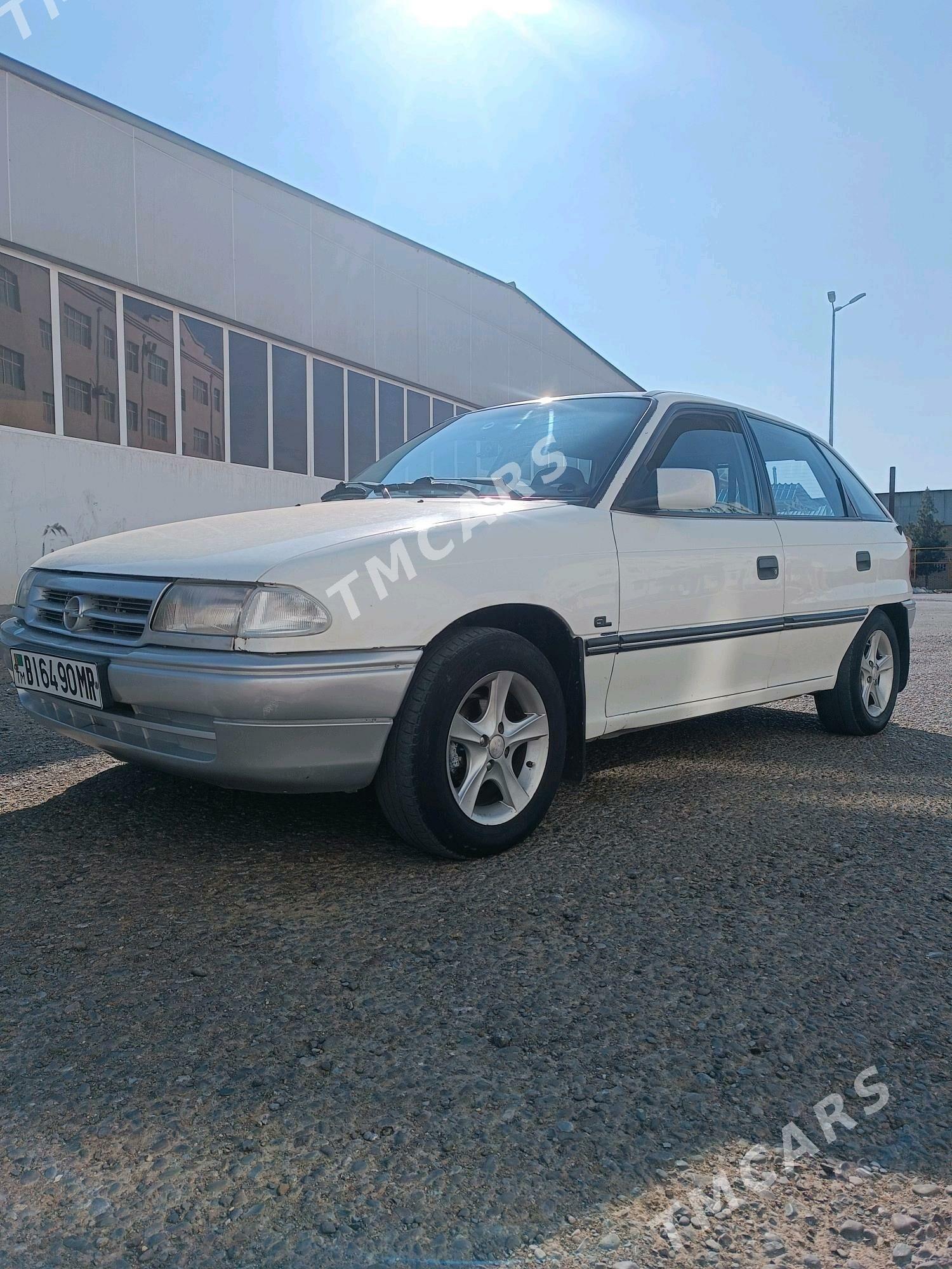 Opel Astra 1992 - 36 000 TMT - Мары - img 2