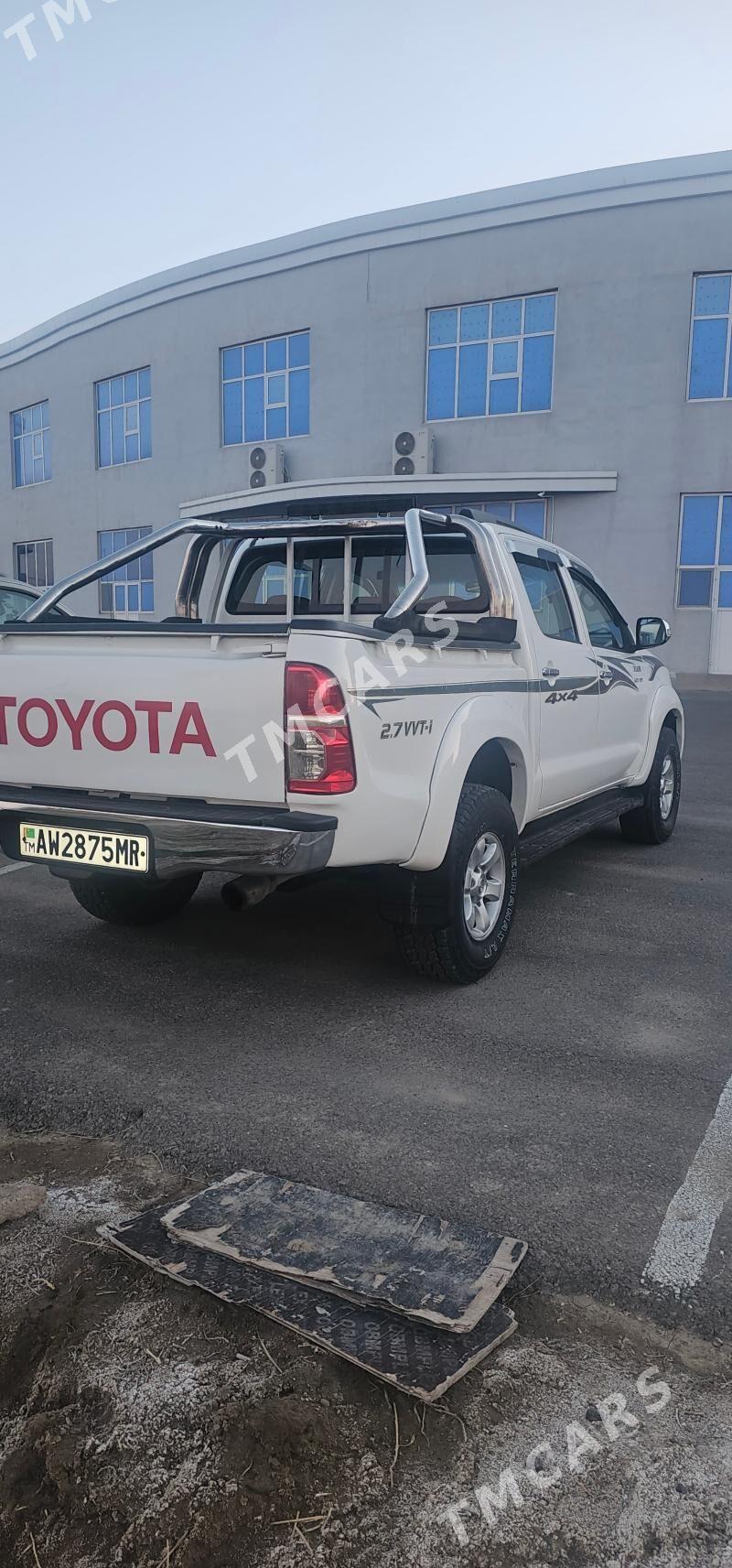 Toyota Hilux 2014 - 290 000 TMT - Mary - img 5