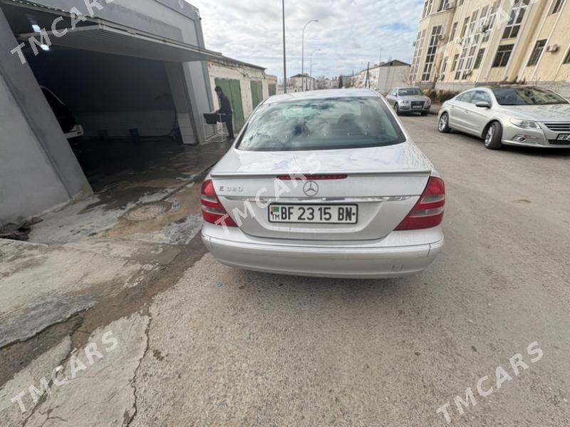 Mercedes-Benz E320 2003 - 155 000 TMT - Türkmenbaşy - img 4