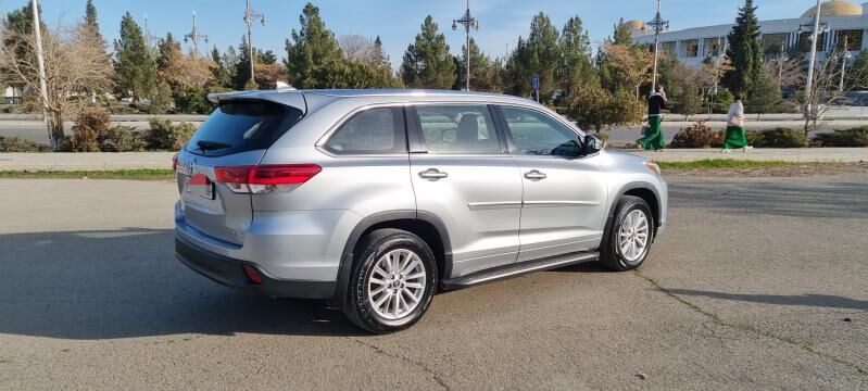 Toyota Highlander 2017 - 420 000 TMT - Türkmenbaşy - img 7
