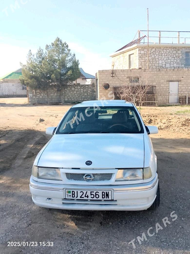 Opel Vectra 1990 - 33 000 TMT - Türkmenbaşy - img 2