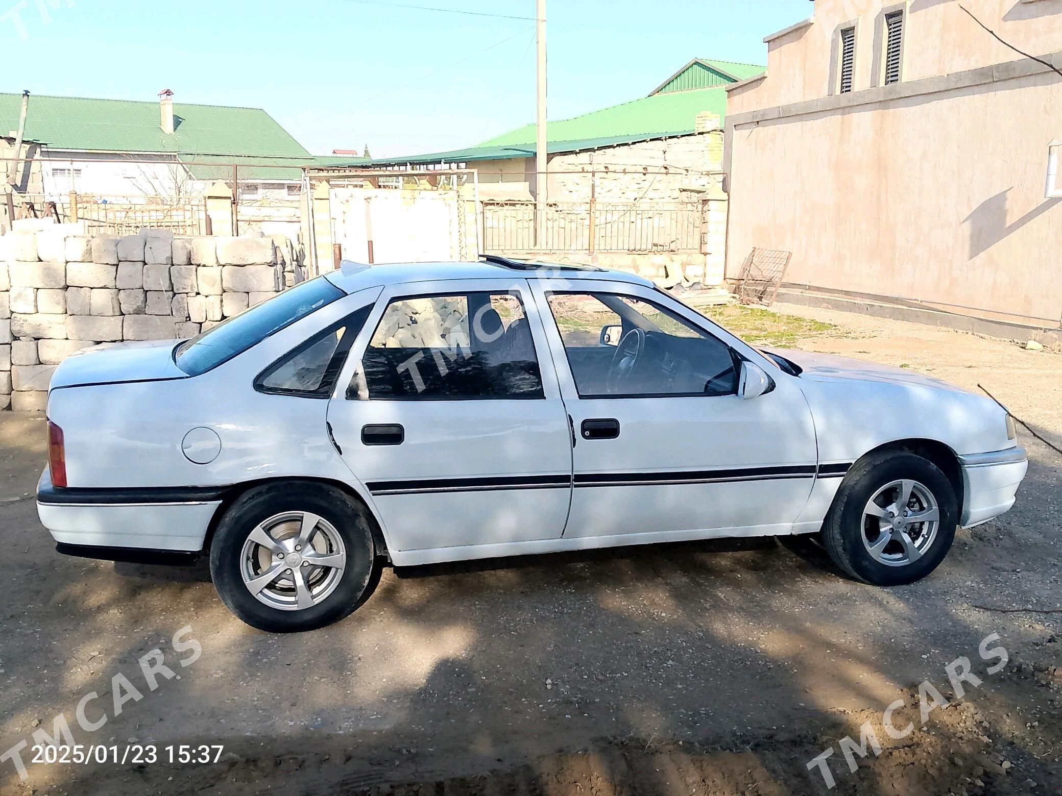 Opel Vectra 1990 - 33 000 TMT - Türkmenbaşy - img 4