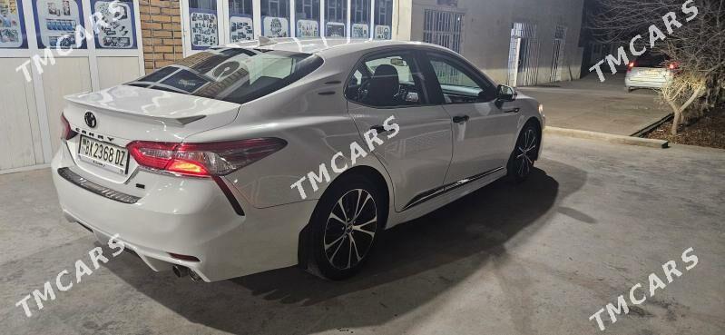 Toyota Camry 2019 - 320 000 TMT - Daşoguz - img 3