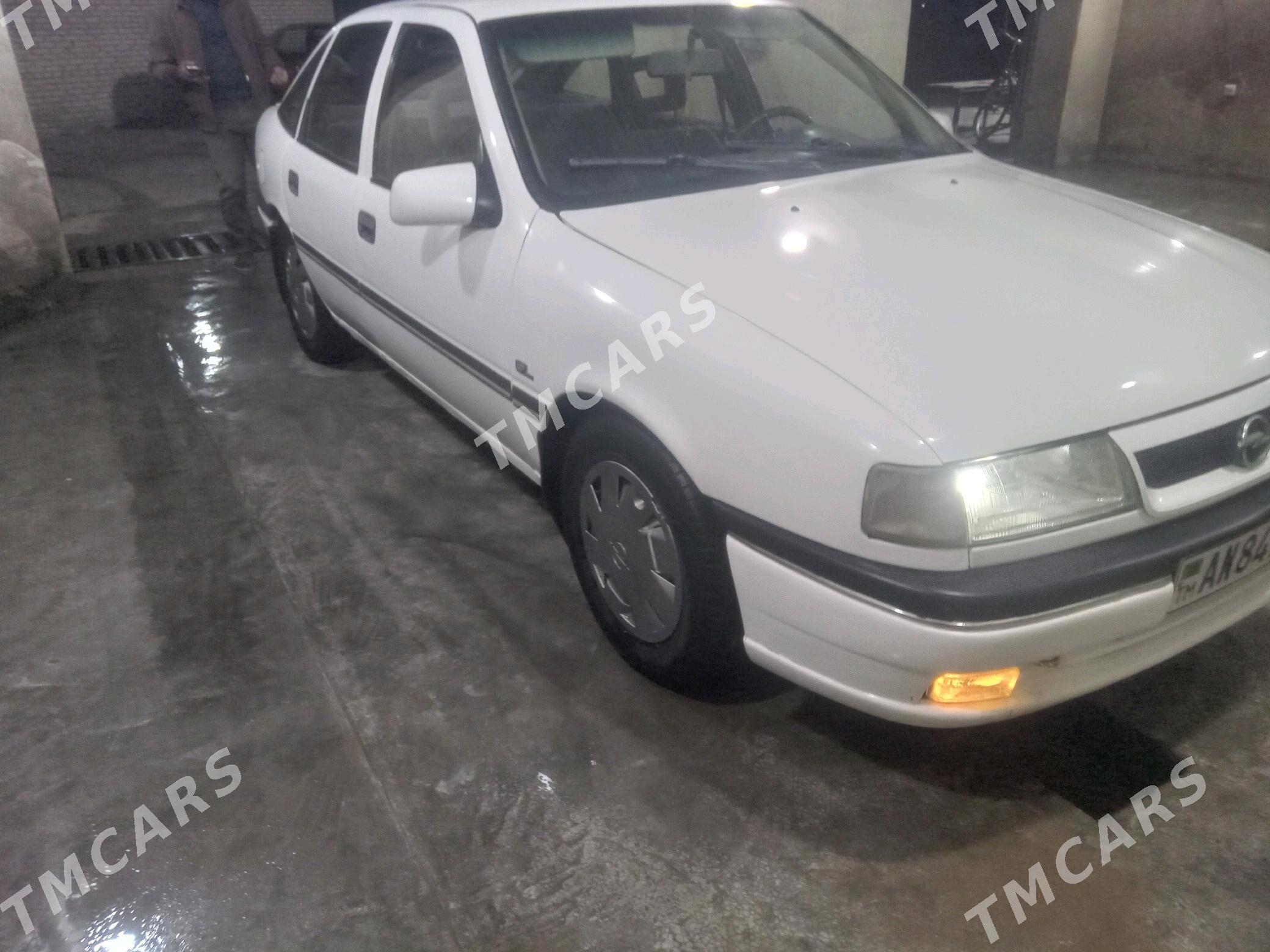 Opel Vectra 1992 - 28 000 TMT - Mary - img 3