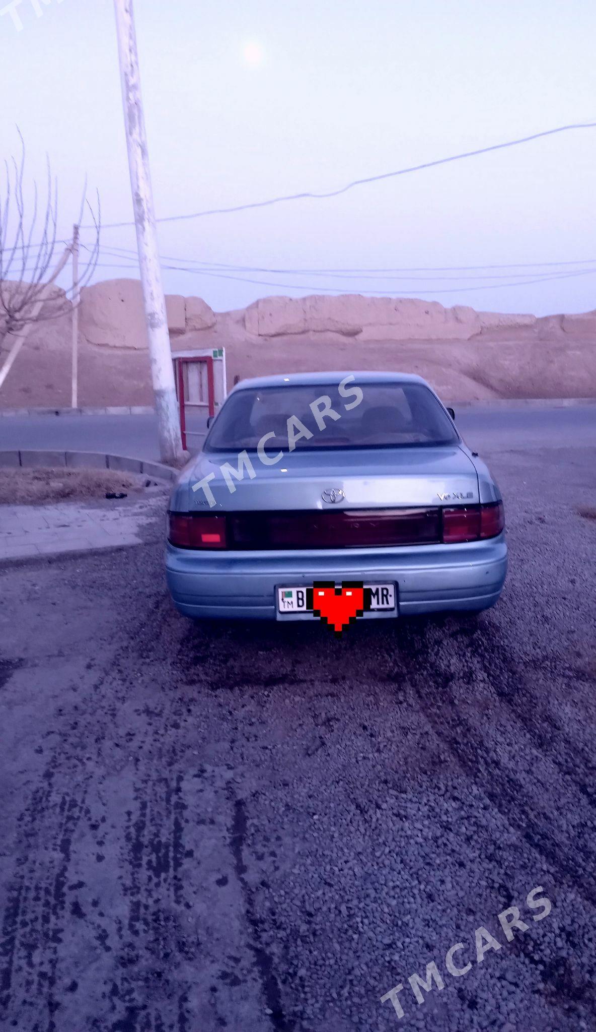 Toyota Camry 1994 - 85 000 TMT - Байрамали - img 3