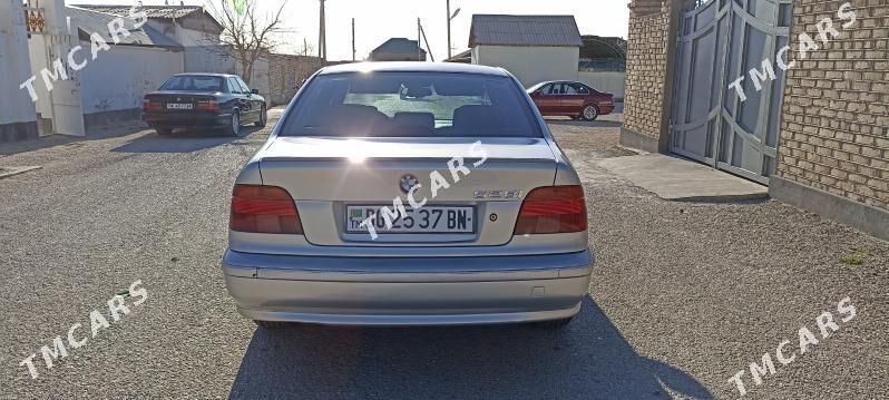 BMW E39 1998 - 78 000 TMT - Балканабат - img 10