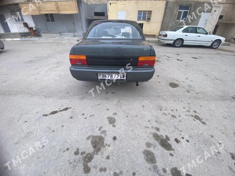 Toyota Corolla 1993 - 48 000 TMT - Балканабат - img 2