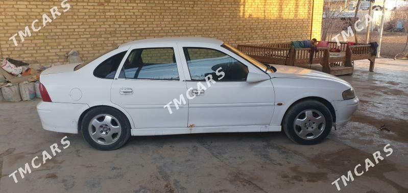 Opel Vectra 2000 - 36 000 TMT - Мары - img 4