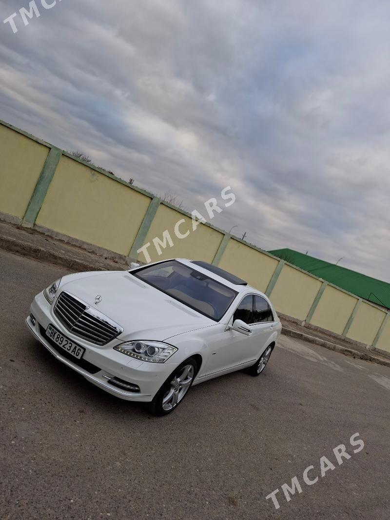 Mercedes-Benz 500SL 2011 - 1 000 000 TMT - Aşgabat - img 2