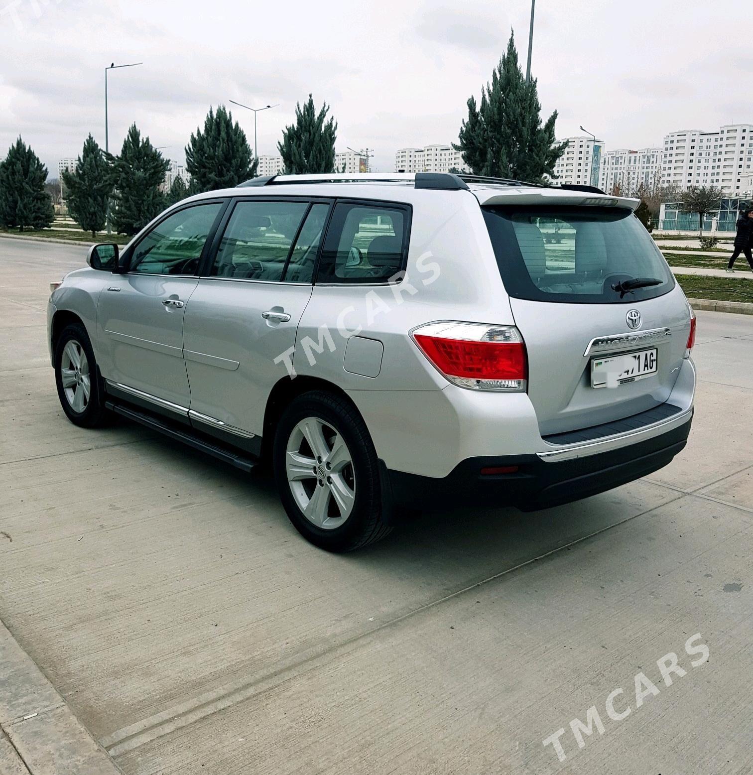 Toyota Highlander 2012 - 325 000 TMT - Aşgabat - img 10