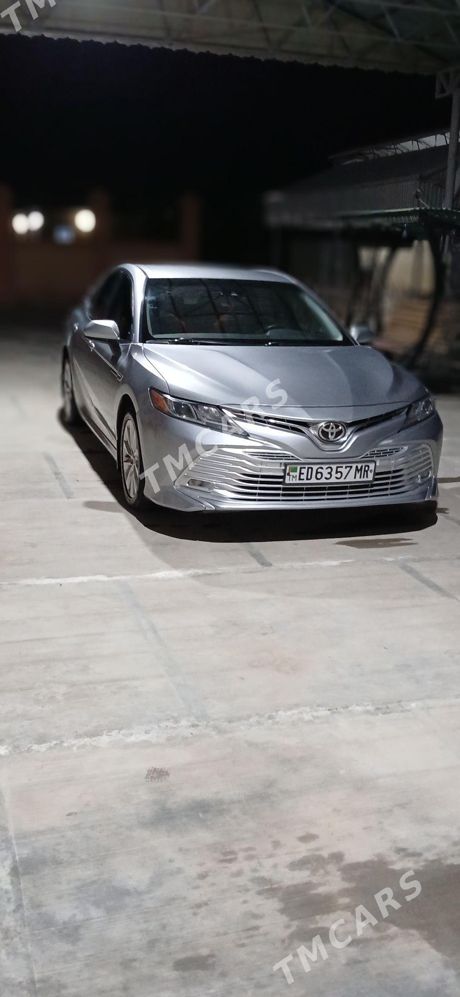 Toyota Camry 2019 - 290 000 TMT - Baýramaly - img 4