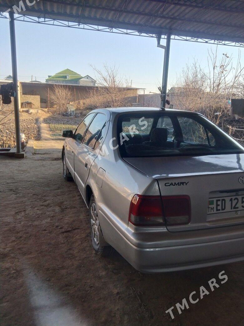 Toyota Vista 1994 - 40 000 TMT - Халач - img 2