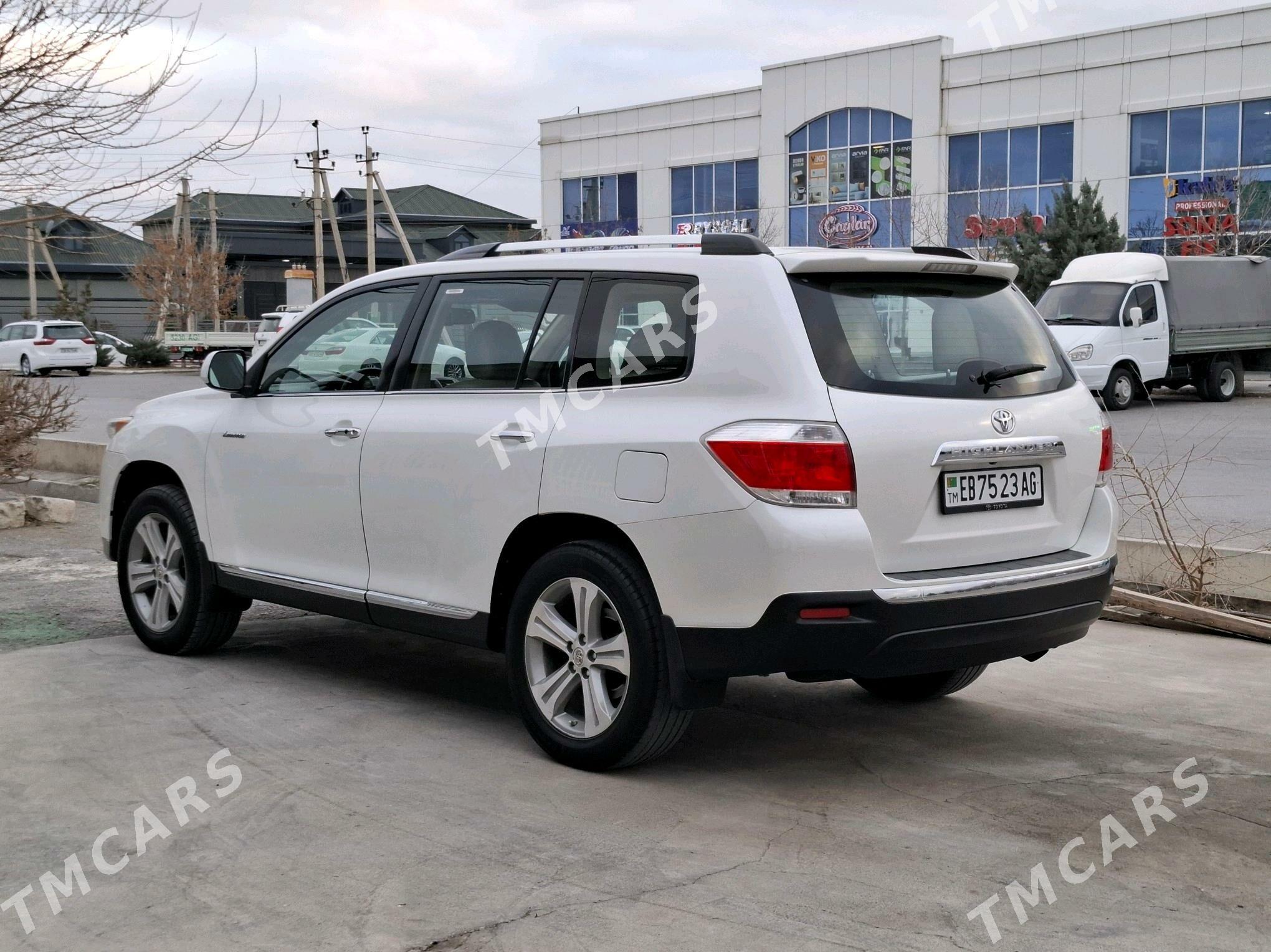 Toyota Highlander 2012 - 345 000 TMT - Aşgabat - img 4