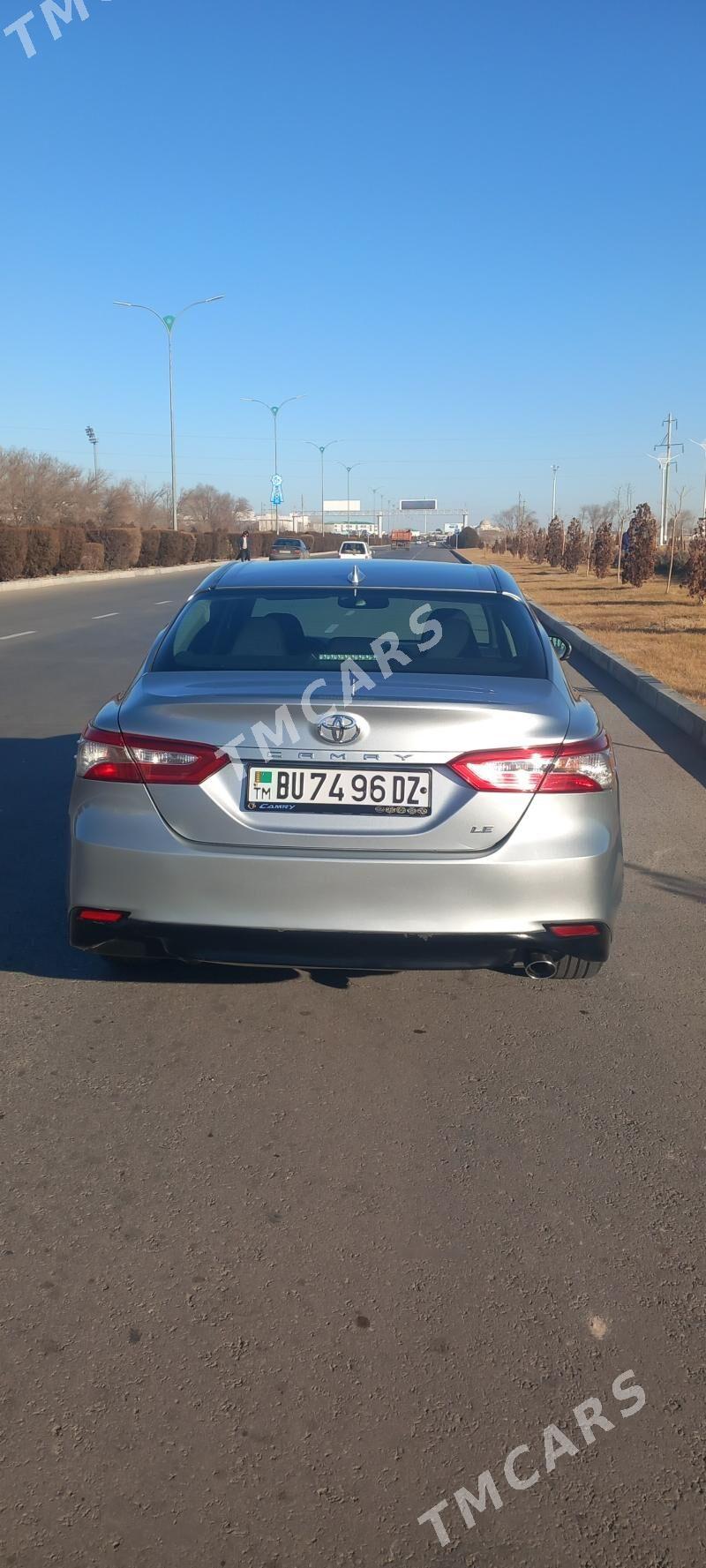 Toyota Camry 2018 - 237 000 TMT - Дашогуз - img 3