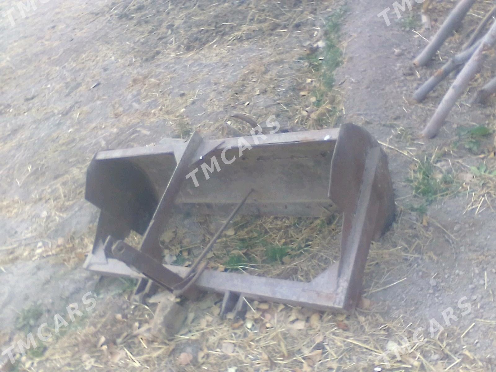 Belarus 80.1 2000 - 6 000 TMT - Гурбансолтан Едже - img 2