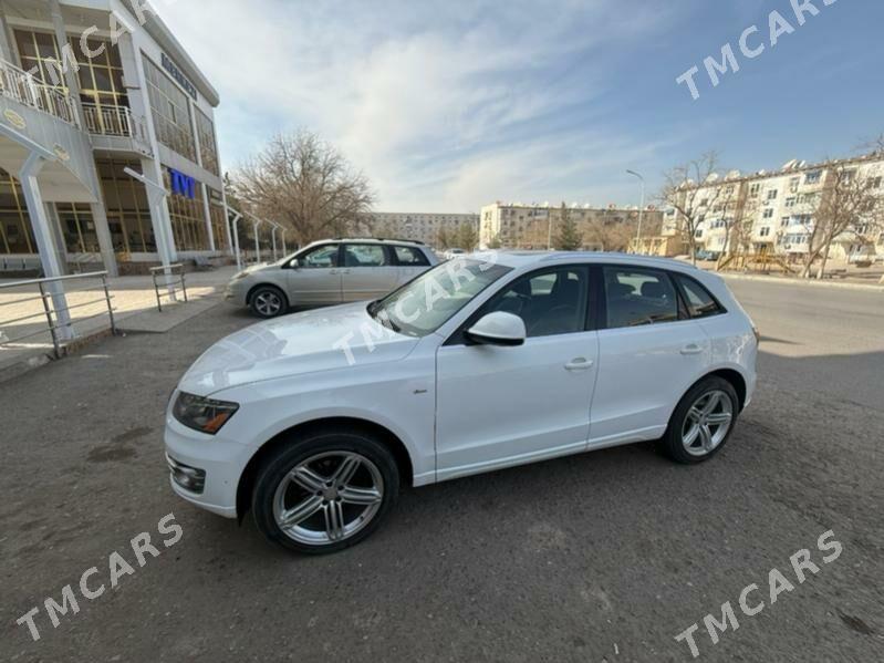 Audi Q5 2010 - 240 000 TMT - Мары - img 5