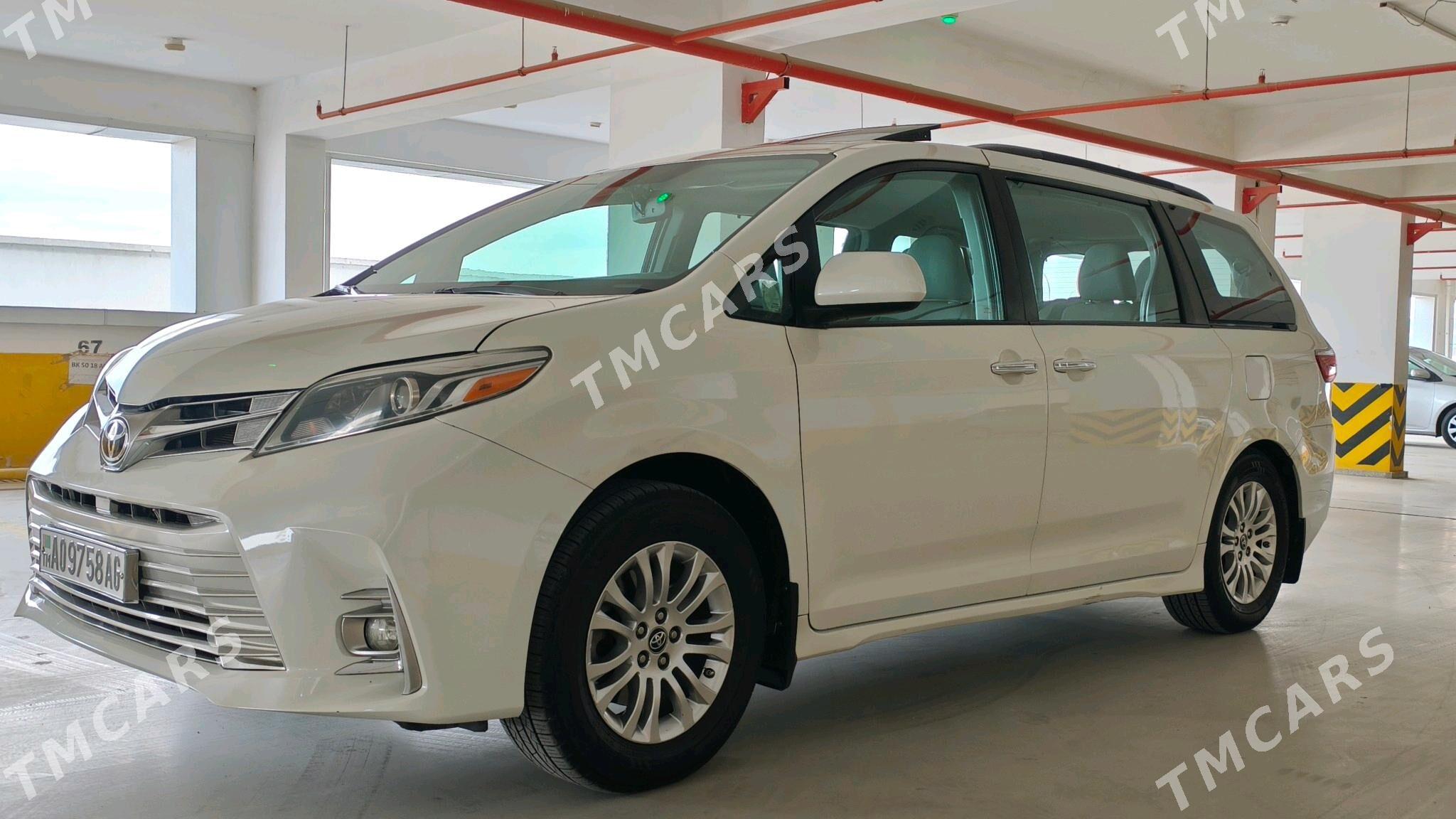 Toyota Sienna 2018 - 360 000 TMT - Aşgabat - img 2