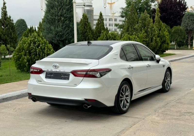 Toyota Camry 2023 - 676 000 TMT - Ашхабад - img 3