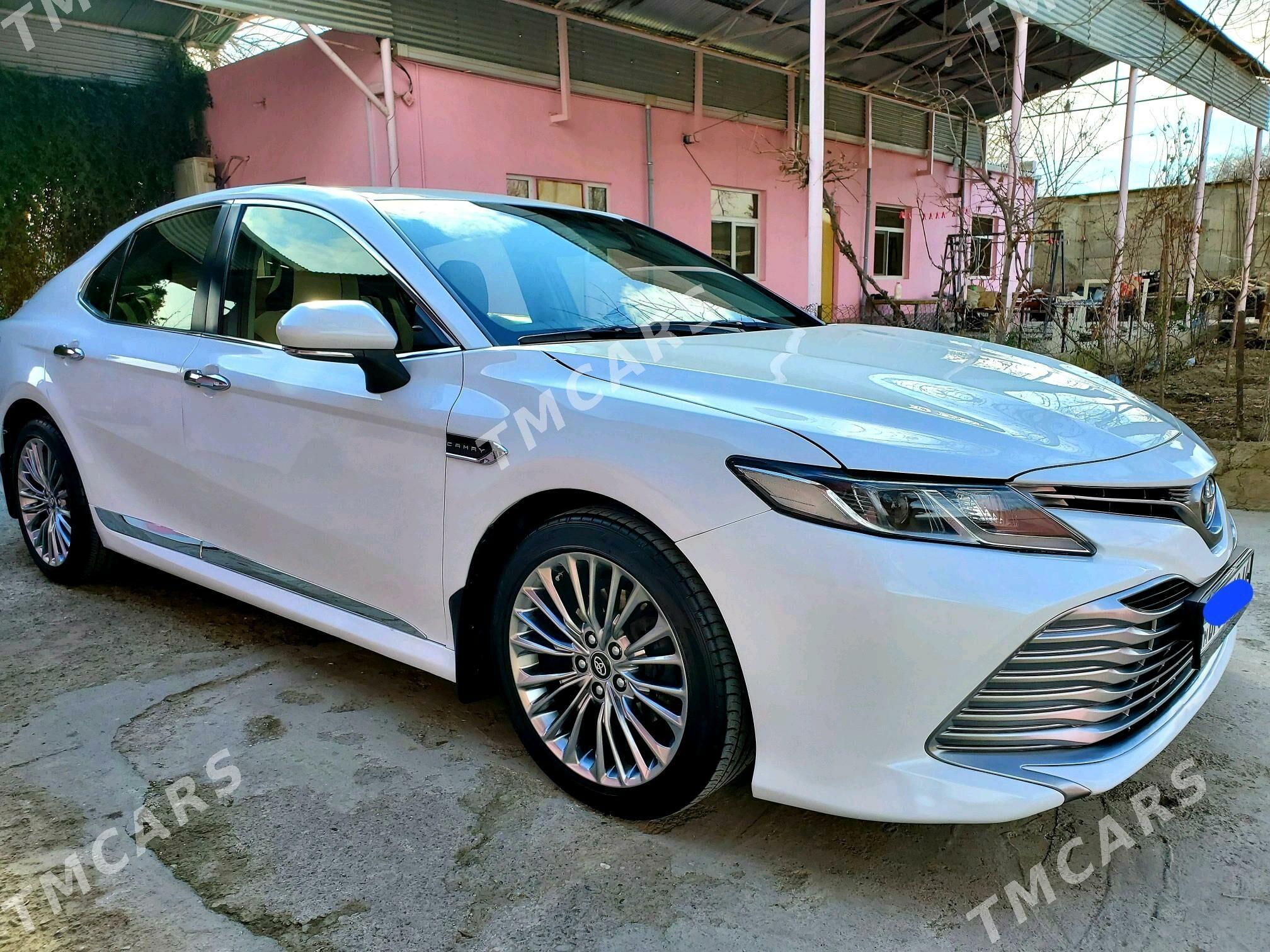 Toyota Camry 2019 - 260 000 TMT - Ашхабад - img 3