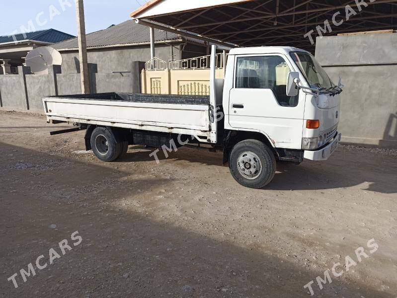 Mitsubishi Canter 2000 - 120 000 TMT - Jebel - img 2