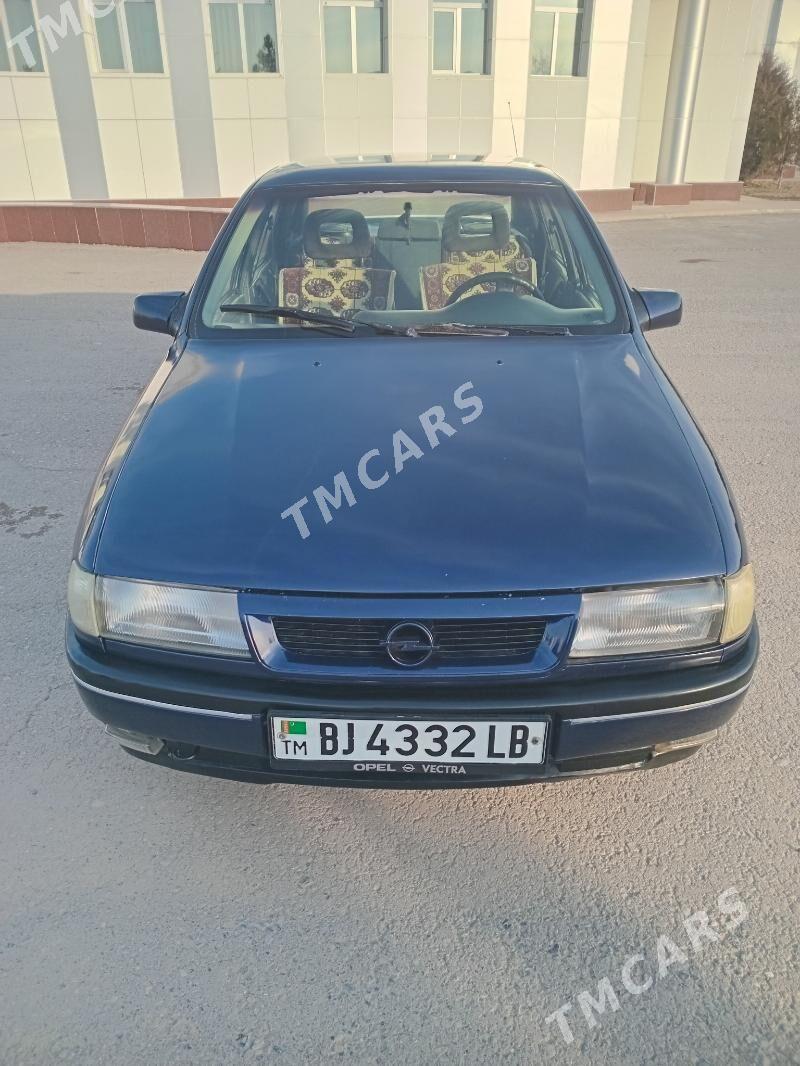 Opel Vectra 1992 - 28 000 TMT - Фарап - img 3