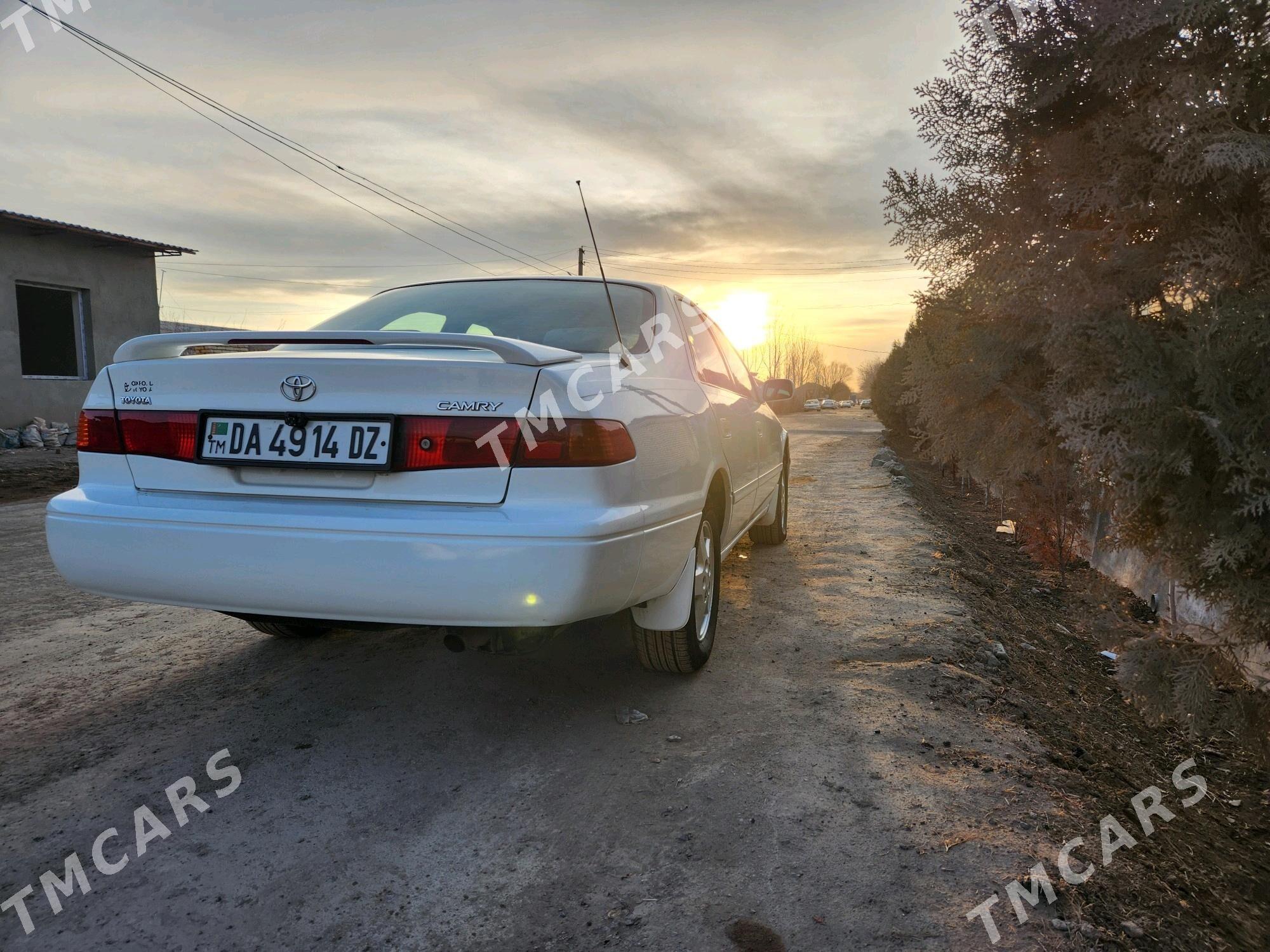 Toyota Camry 2000 - 130 000 TMT - Кёнеургенч - img 2