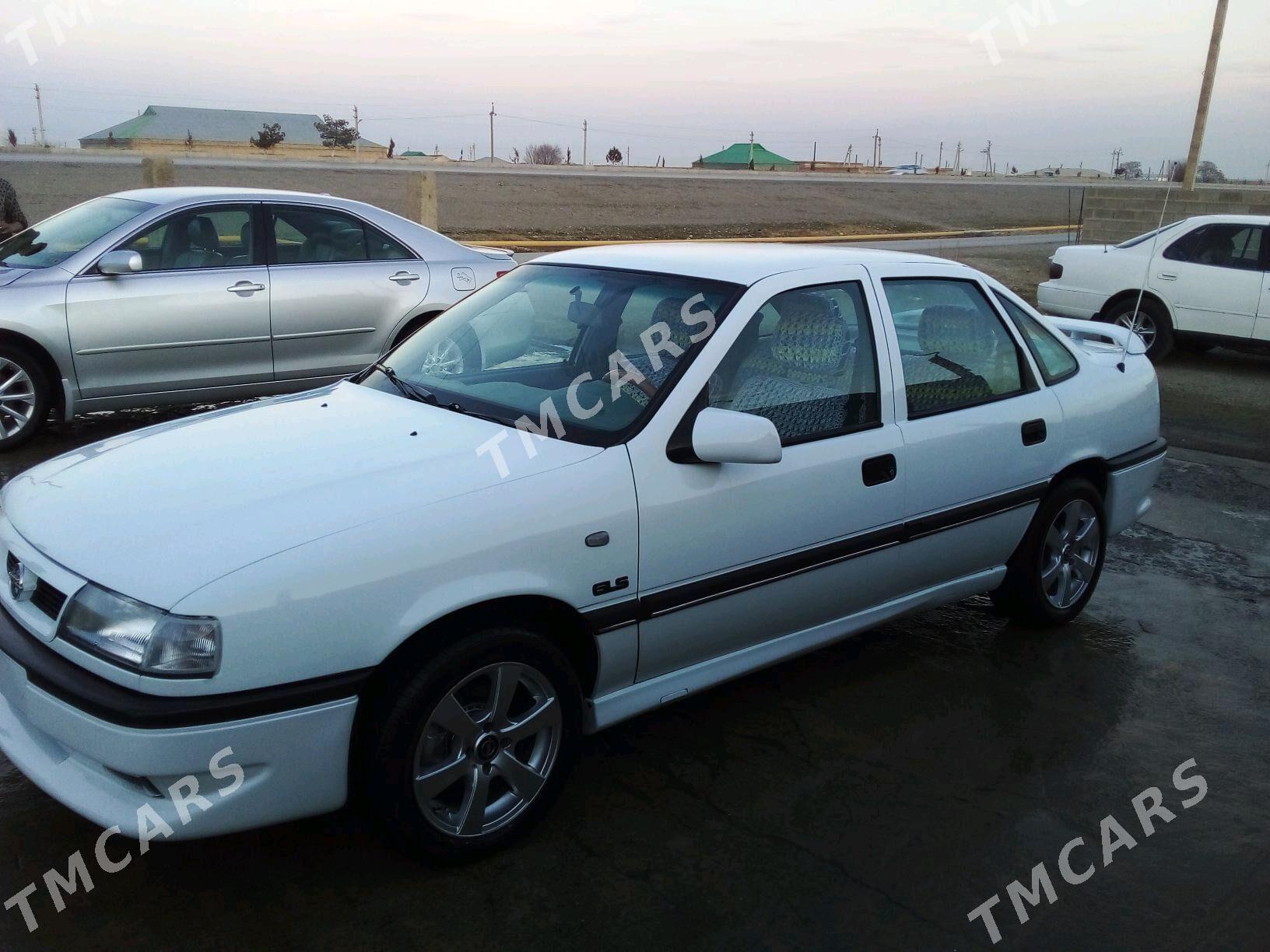 Opel Vectra 1993 - 50 000 TMT - Бахарден - img 5