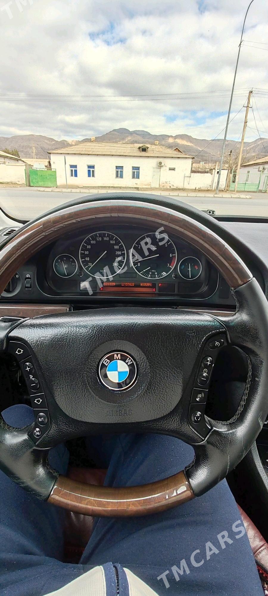 BMW E39 2001 - 126 000 TMT - Balkanabat - img 10