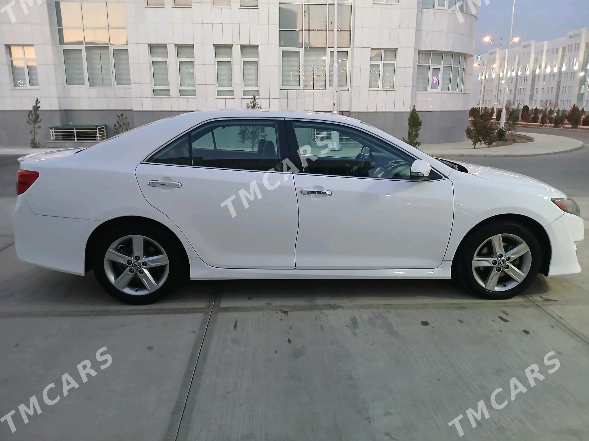 Toyota Camry 2014 - 189 000 TMT - Aşgabat - img 4